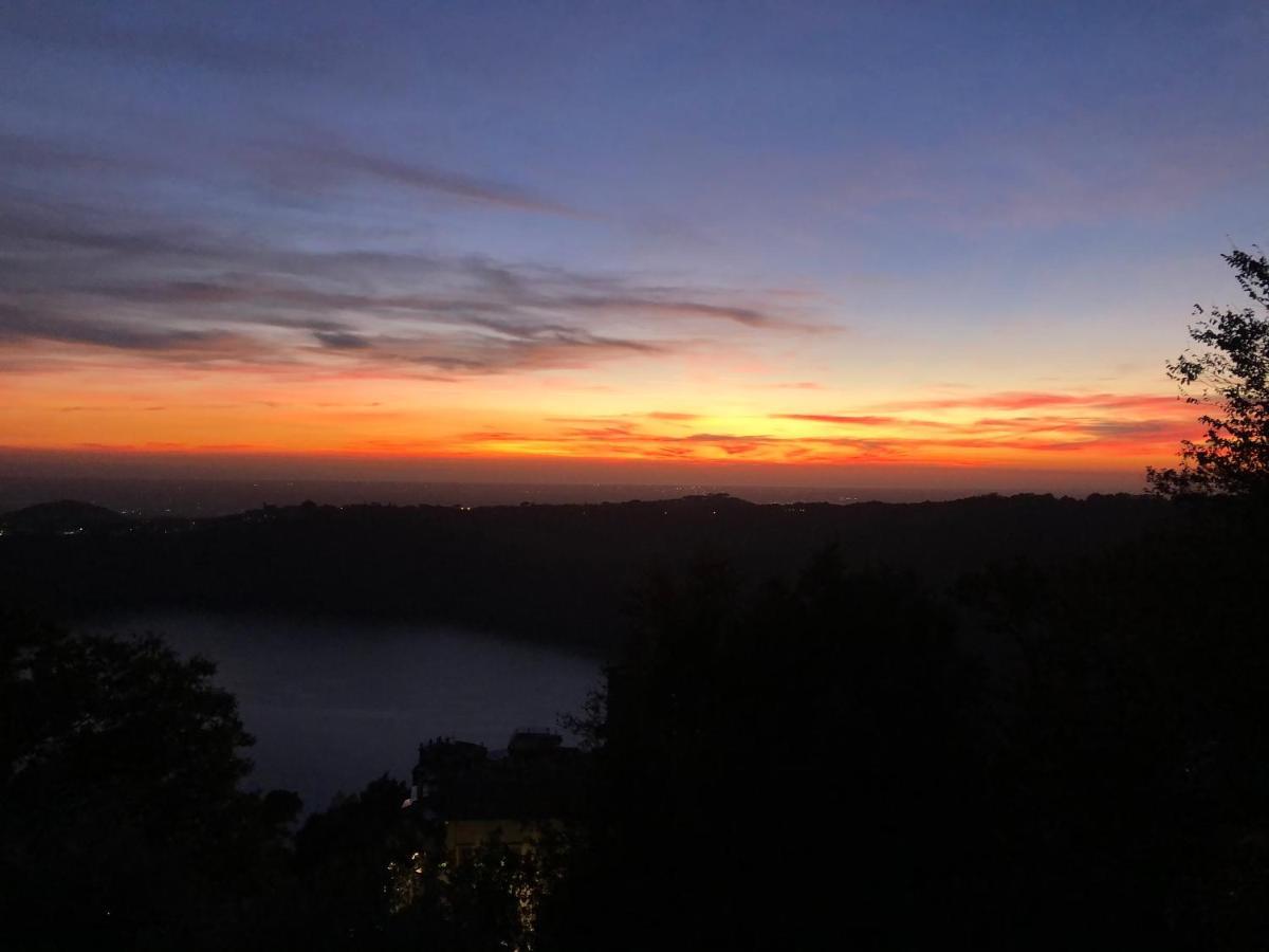 Isola Sul Lago Villa Nemi Buitenkant foto