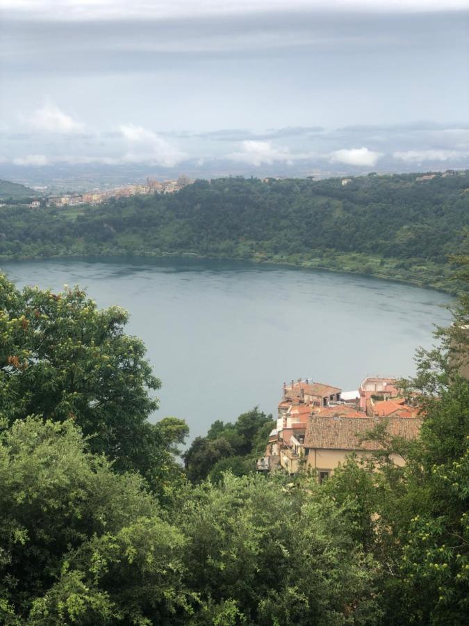 Isola Sul Lago Villa Nemi Buitenkant foto