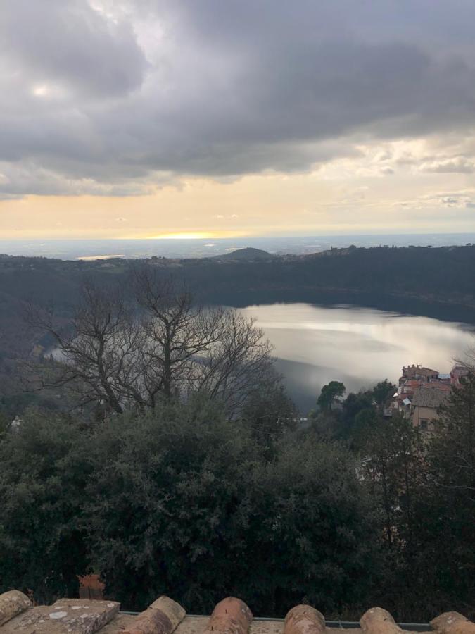 Isola Sul Lago Villa Nemi Buitenkant foto